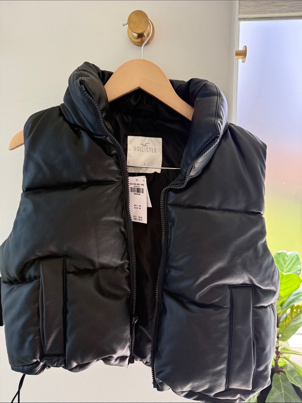 Hollister Black Quilted Puffer Vest
